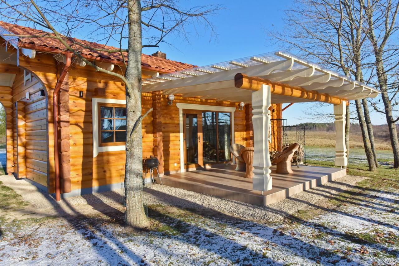 Meku Vila Degučiai Екстериор снимка